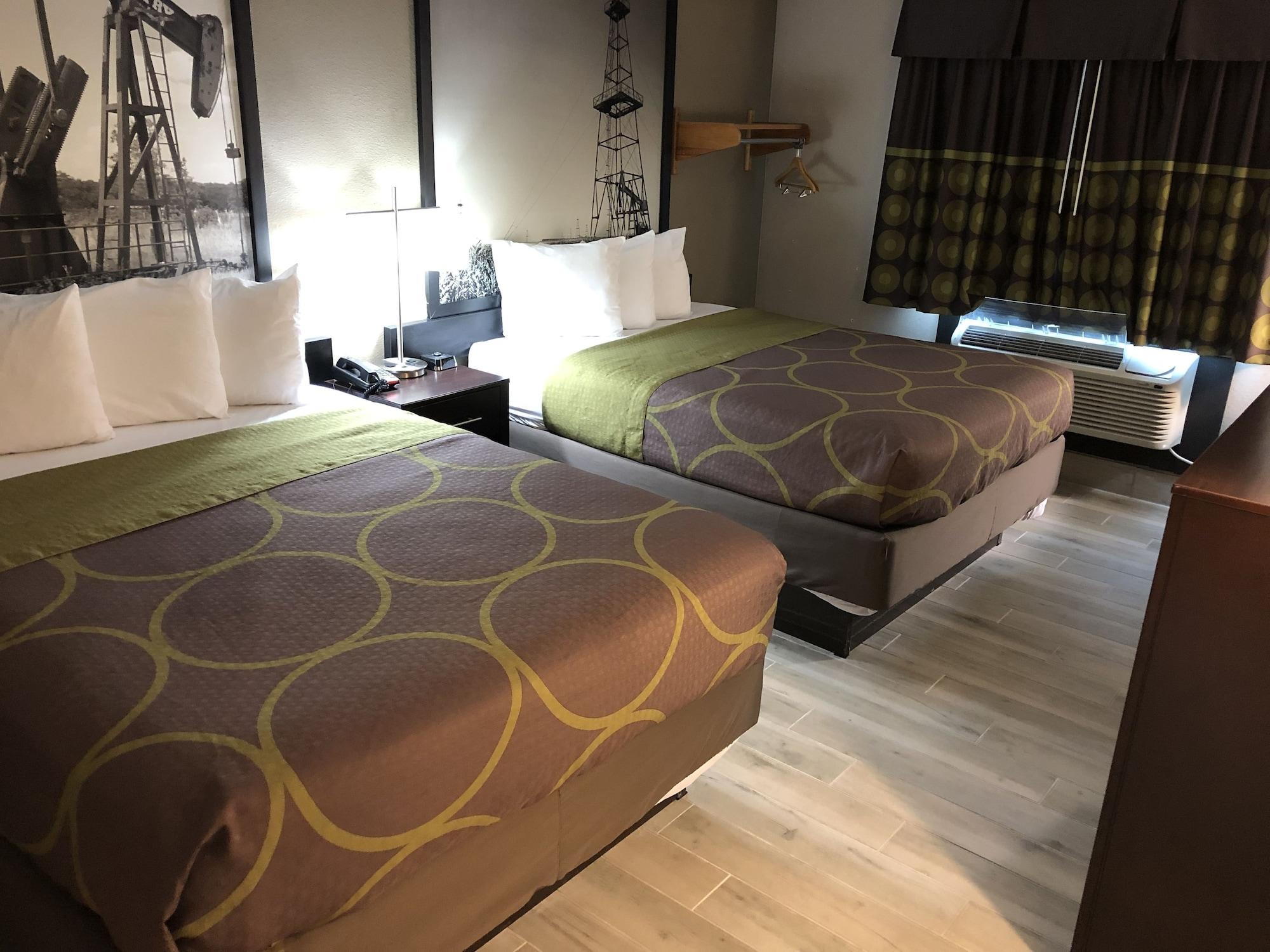 במוטל Super 8 By Wyndham Bedford Dfw Airport West מראה חיצוני תמונה