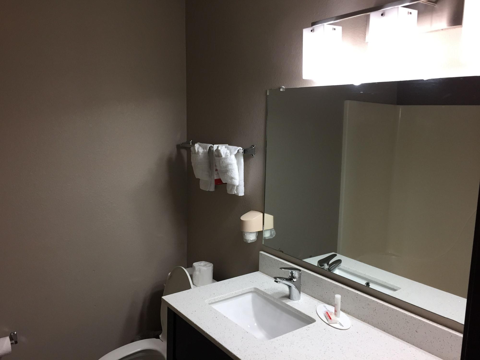 במוטל Super 8 By Wyndham Bedford Dfw Airport West מראה חיצוני תמונה