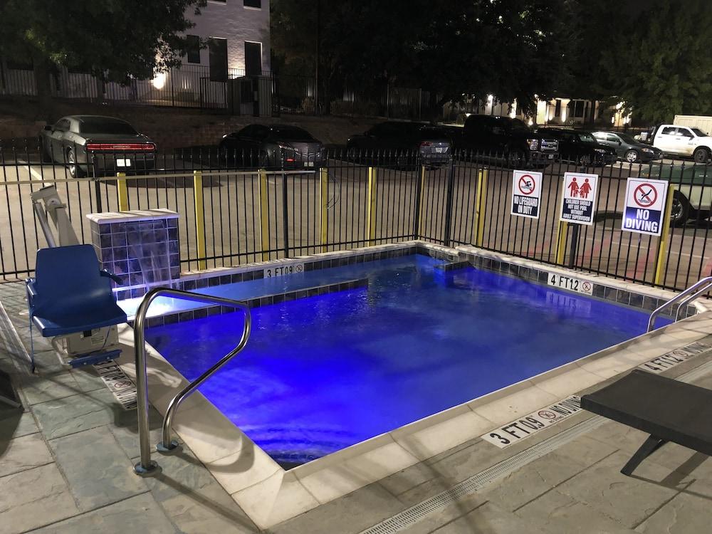 במוטל Super 8 By Wyndham Bedford Dfw Airport West מראה חיצוני תמונה