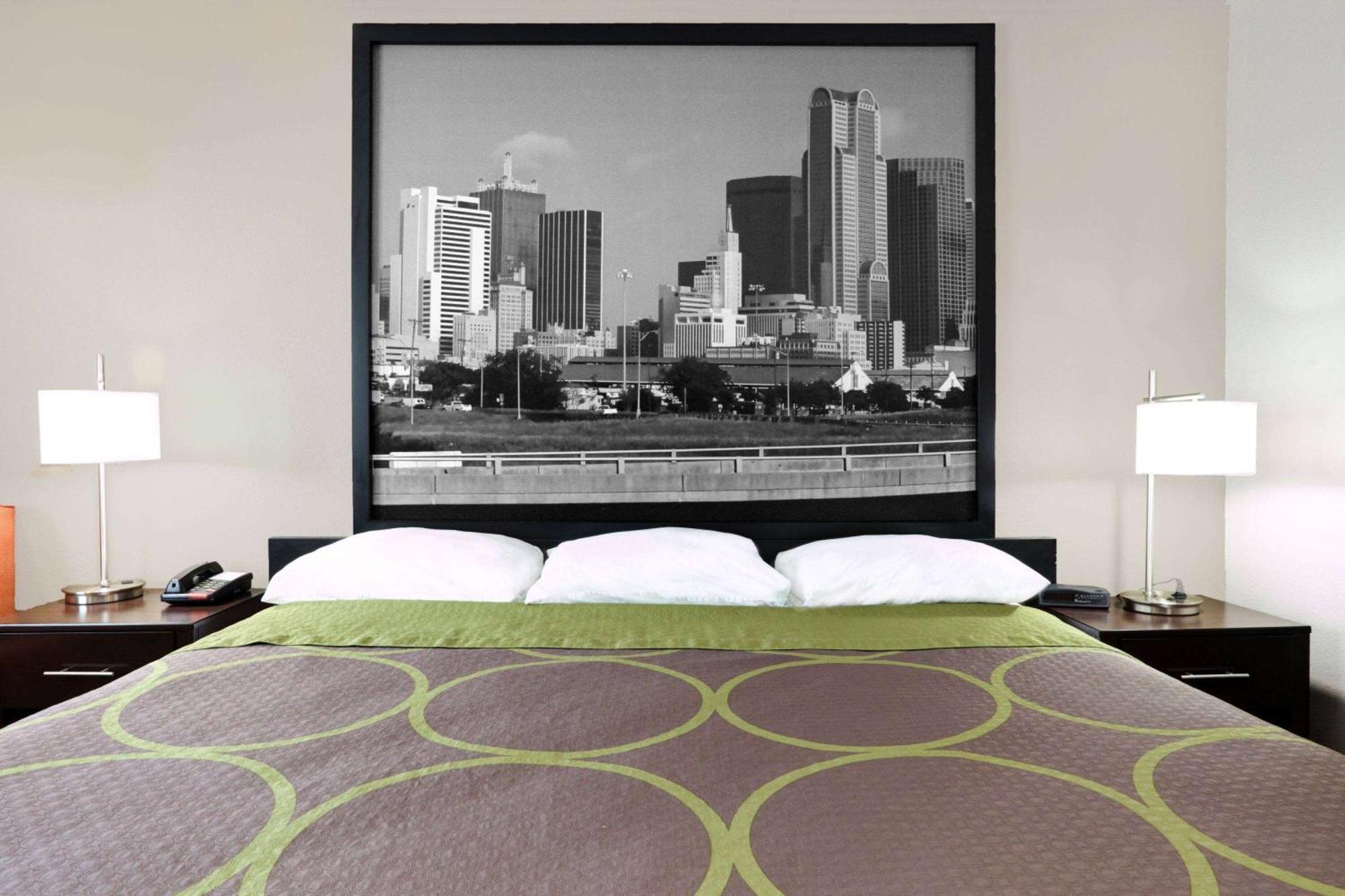 במוטל Super 8 By Wyndham Bedford Dfw Airport West מראה חיצוני תמונה