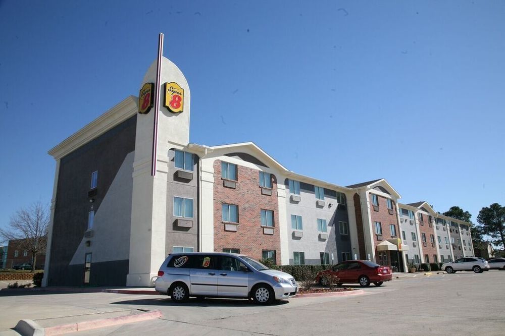 במוטל Super 8 By Wyndham Bedford Dfw Airport West מראה חיצוני תמונה