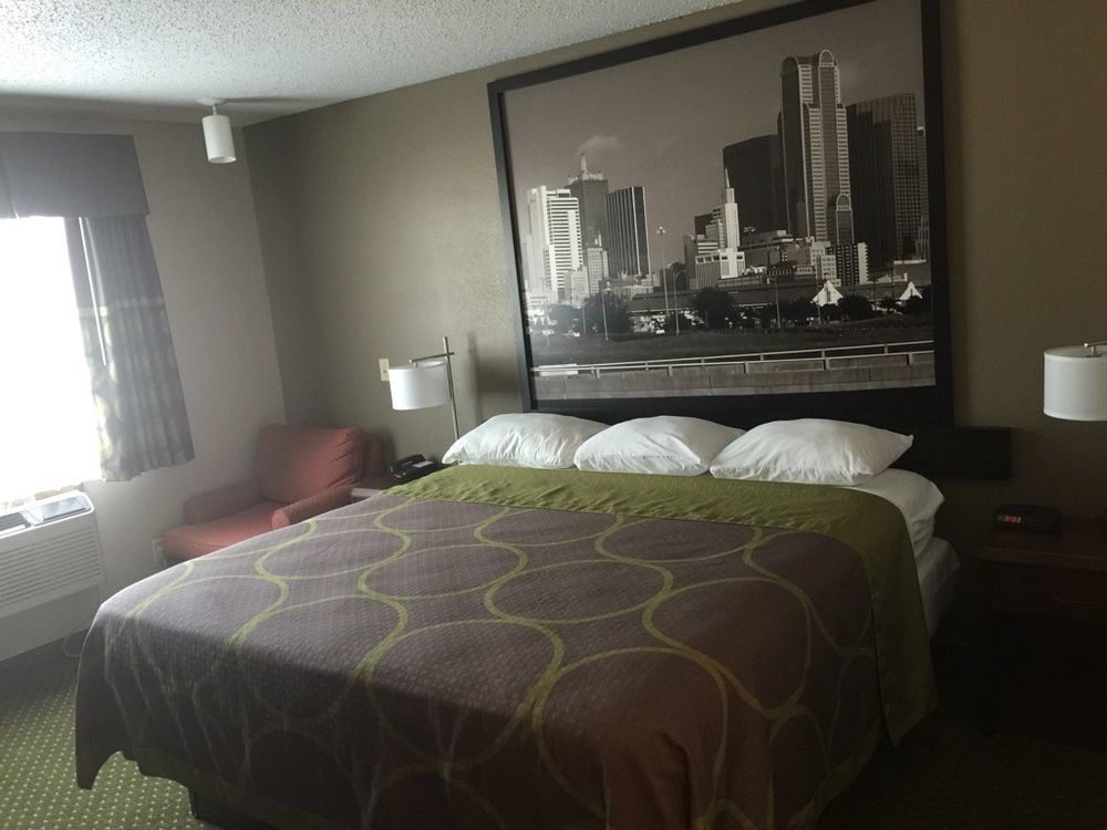 במוטל Super 8 By Wyndham Bedford Dfw Airport West מראה חיצוני תמונה